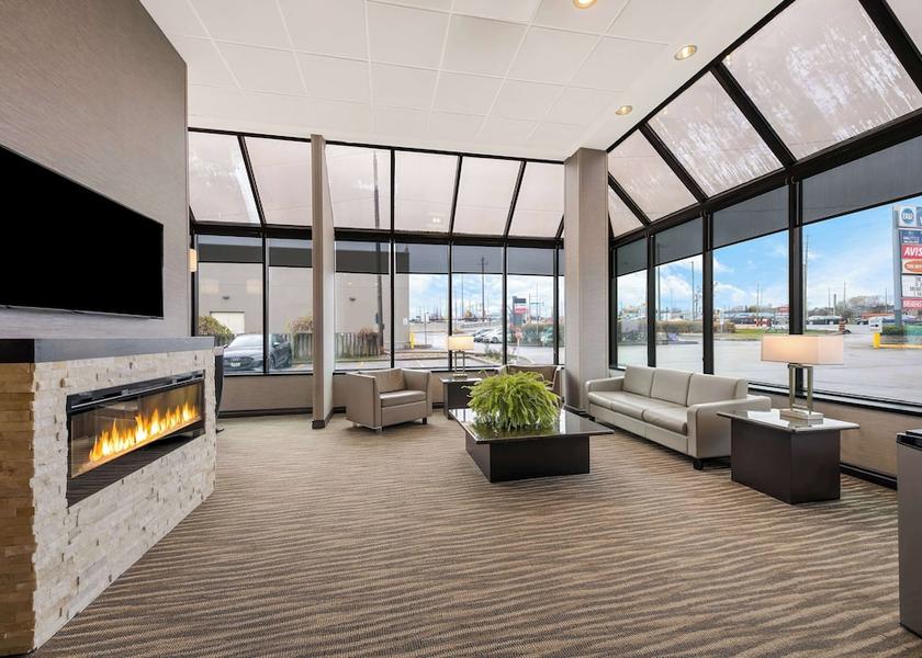Ontario Newmarket Lobby