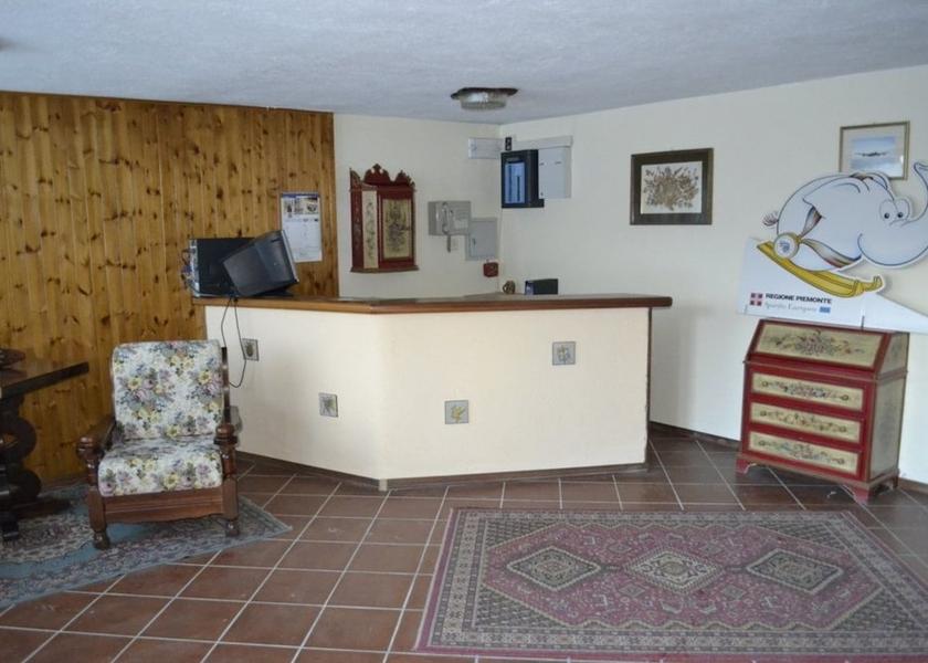 Piedmont Sauze d'Oulx Lobby