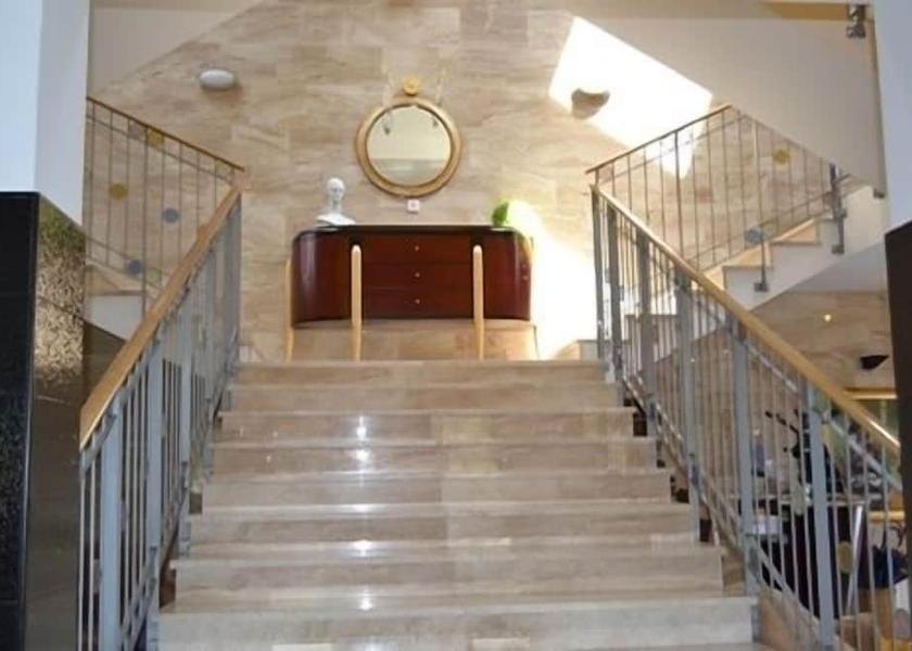  Maribor Staircase