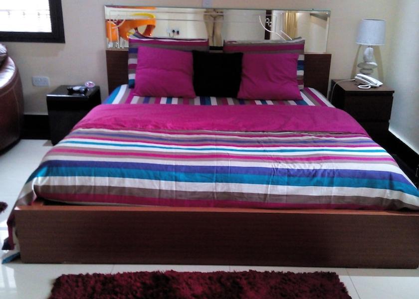 Lagos Lagos Room