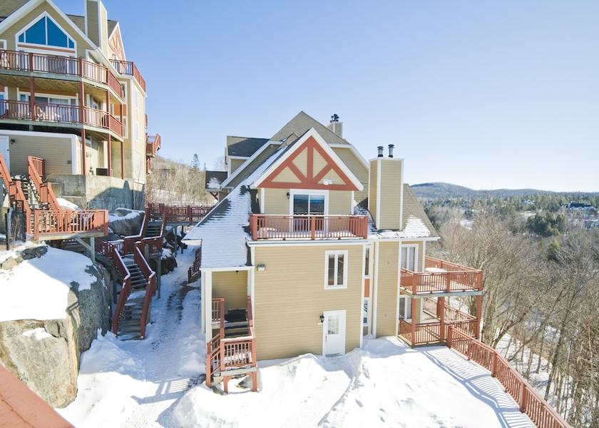 Quebec Mont-Tremblant Property Grounds