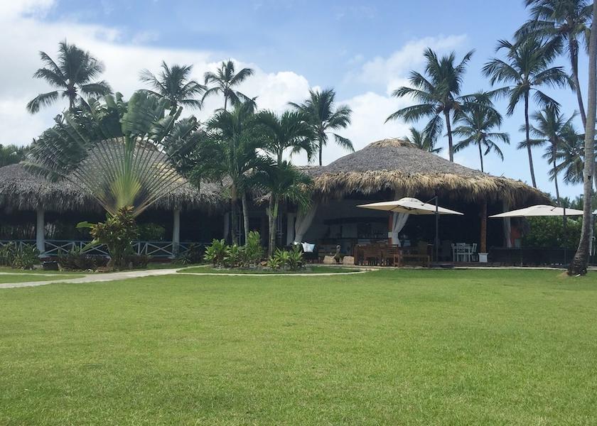 Samana Las Terrenas Exterior Detail