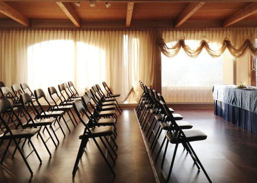 Abruzzo Martinsicuro Meeting Room