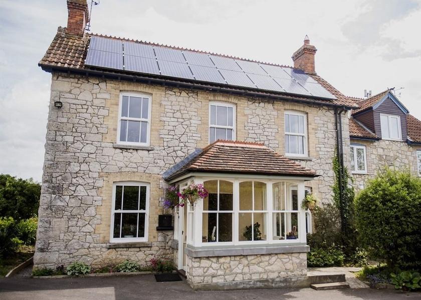 England Langport Exterior Detail