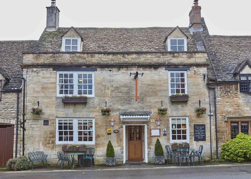 England Burford Exterior Detail