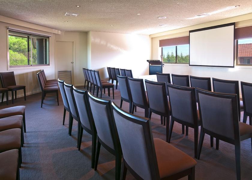 Victoria Melbourne Meeting Room