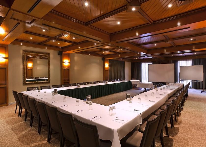 Victoria Melbourne Meeting Room