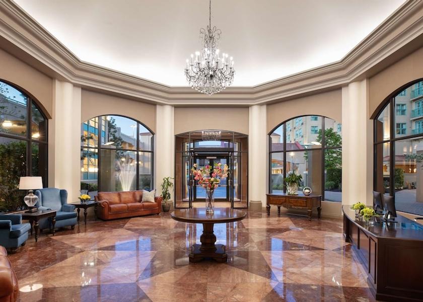 British Columbia Kelowna Lobby