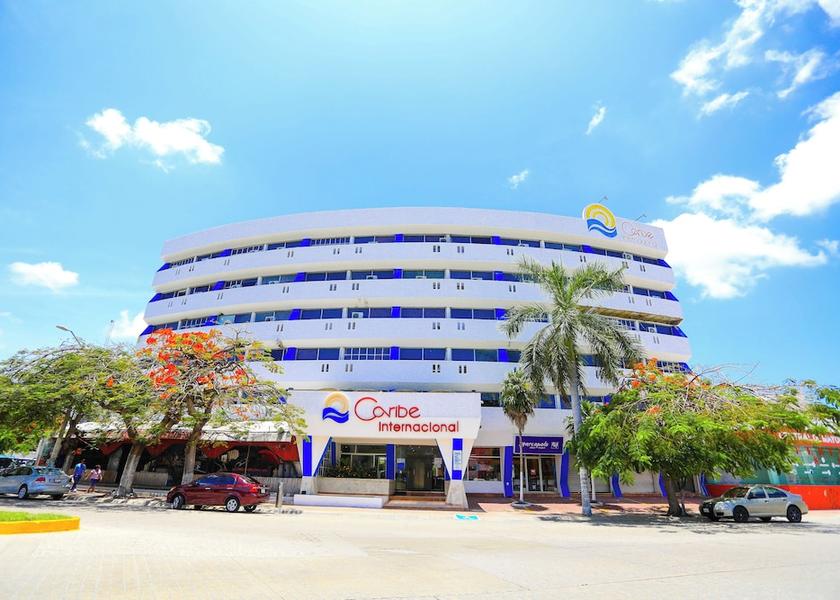 Quintana Roo Cancun Facade