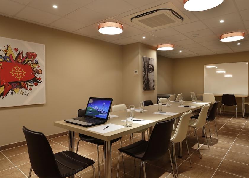 Occitanie Saint-Jean-de-Vedas Meeting Room