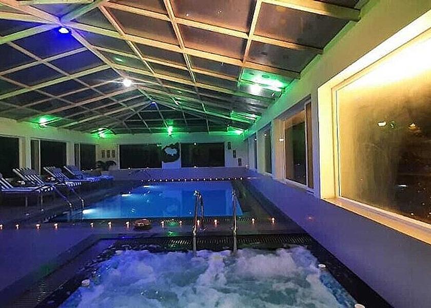 Kerala Munnar Indoor Pool