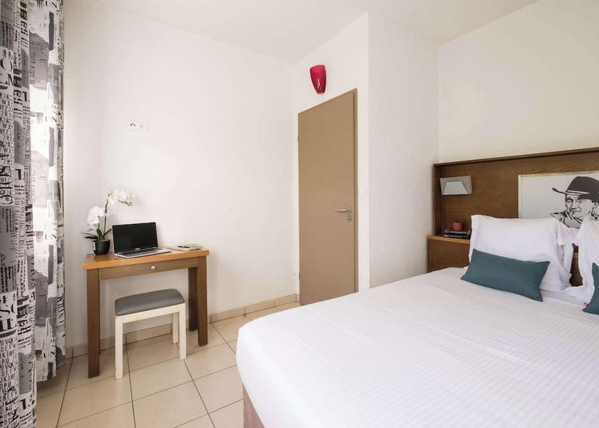 Provence - Alpes - Cote d'Azur Antibes Room