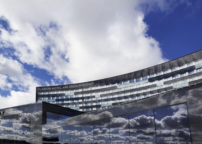 Stockholm County Arlanda Front of property