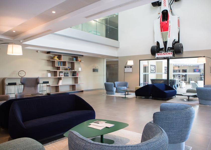 Provence - Alpes - Cote d'Azur Le Castellet Lobby