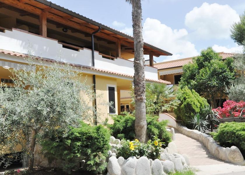 Calabria Zambrone Property grounds