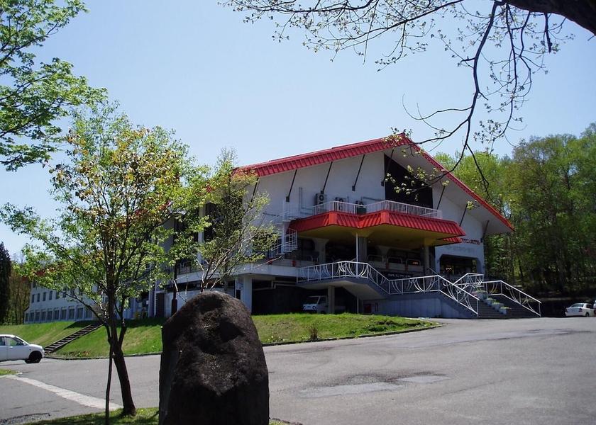 Nagano Shinano Exterior Detail