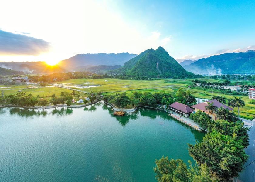 Hoa Binh Mai Chau Primary image