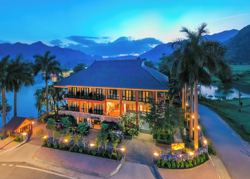 Hoa Binh Mai Chau Exterior Detail