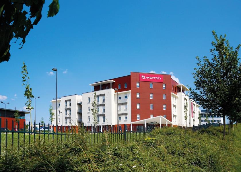 Grand Est Reims Facade