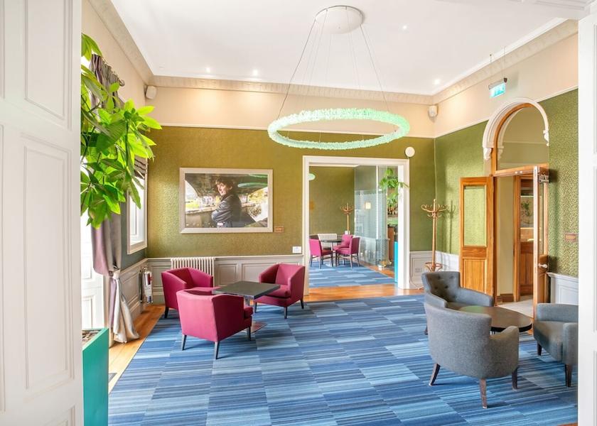 Scotland Edinburgh Lounge