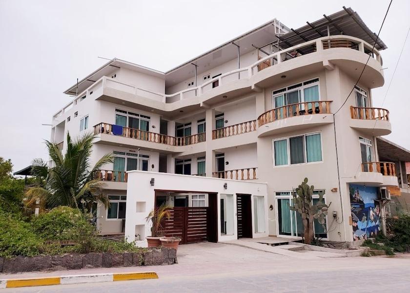 Galapagos Puerto Villamil Facade