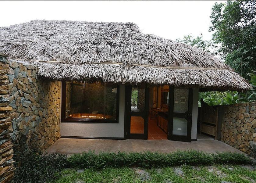 Hoa Binh Mai Chau Exterior Detail