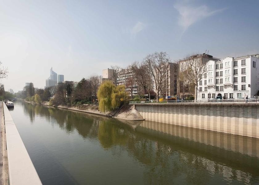 Ile-de-France Neuilly-sur-Seine Exterior Detail