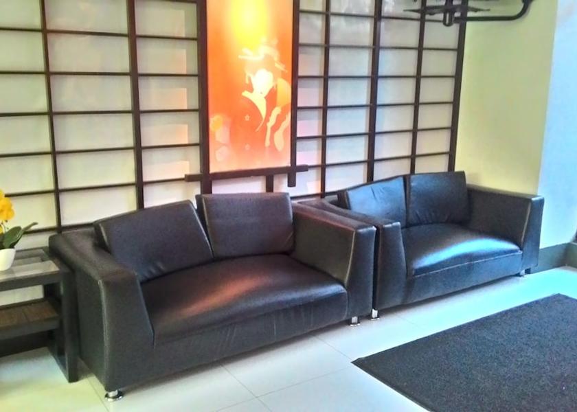  San Juan Lobby sitting area