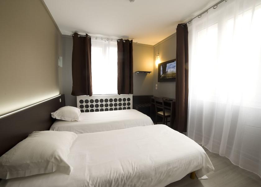 Hauts-de-France Calais Room