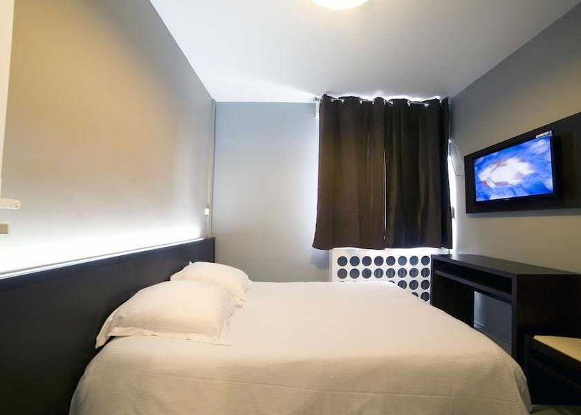 Hauts-de-France Calais Room