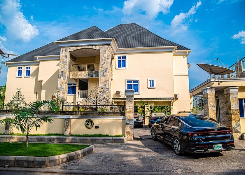 Federal Capital Territory Abuja Front of property