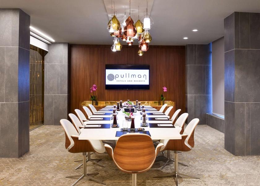  Abidjan Meeting Room
