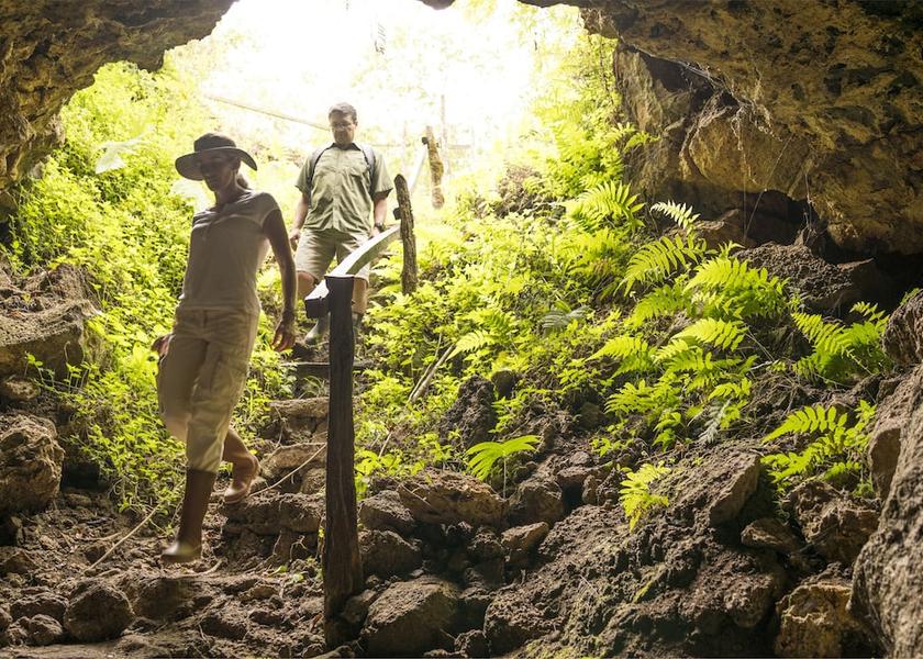 Galapagos Puerto Ayora Hiking