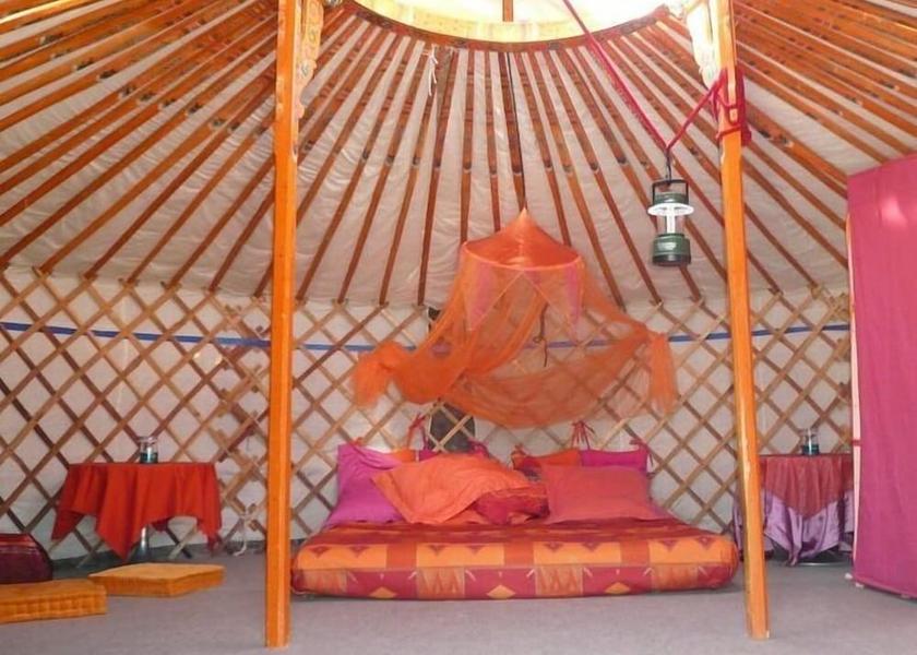 Occitanie Claira Room