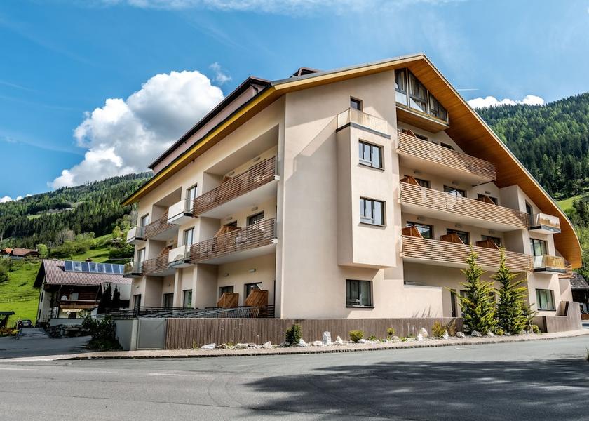 Carinthia Reichenau Exterior Detail