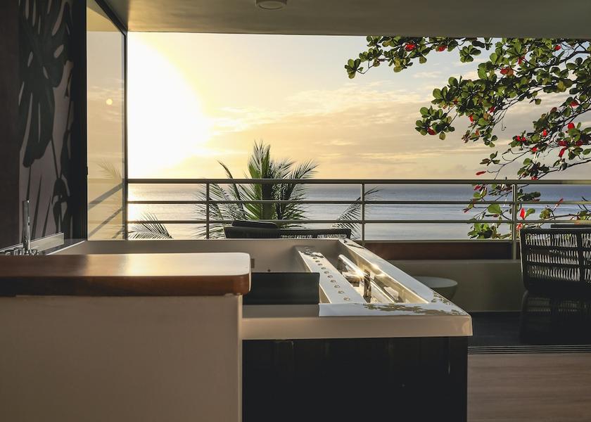  Arue Beach/Ocean View