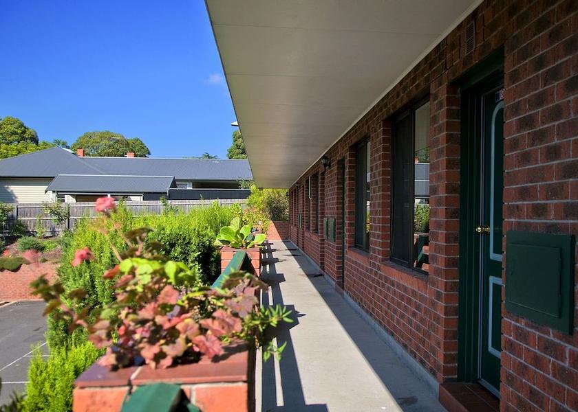 Victoria Melbourne Exterior Detail