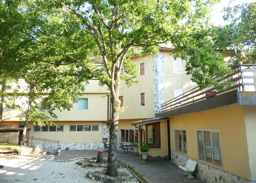 Abruzzo Roccaraso Exterior Detail