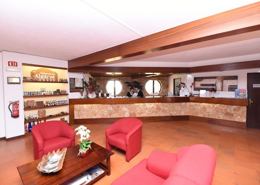 Faro Vila Real Santo Antonio Lobby