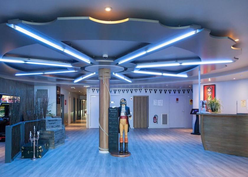 Nouvelle-Aquitaine Chasseneuil-du-Poitou Lobby