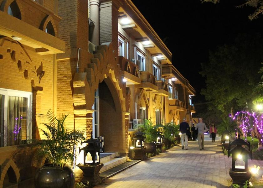 Mandalay Region Nyaung-U Facade