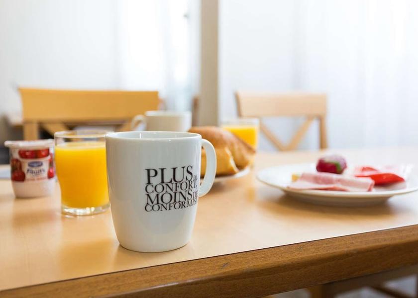 Auvergne-Rhone-Alpes Eybens Breakfast buffet