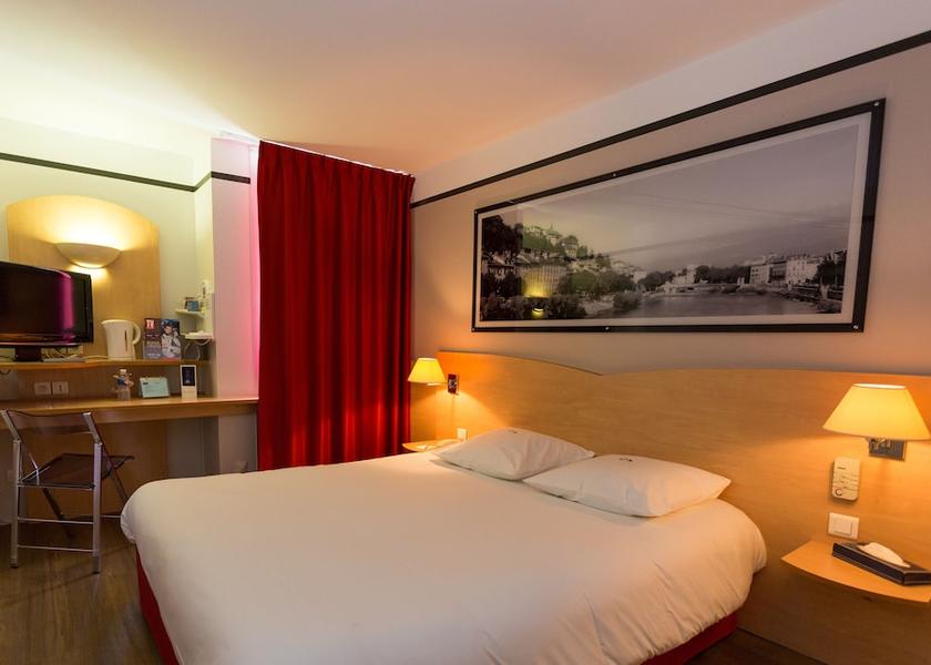 Auvergne-Rhone-Alpes Eybens Room