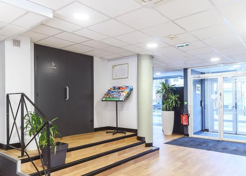Occitanie Nîmes Lobby