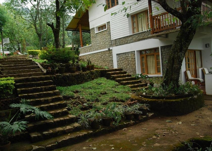 Kerala Munnar Room