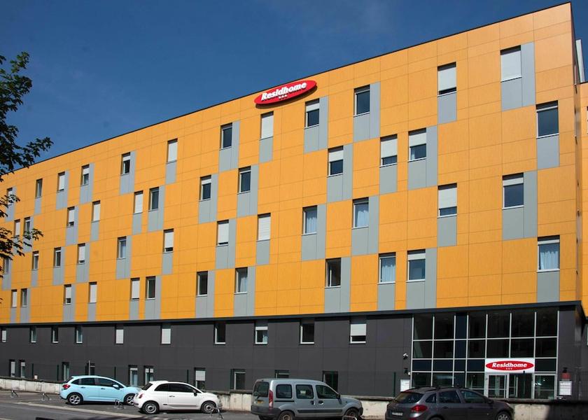 Grand Est Reims Facade