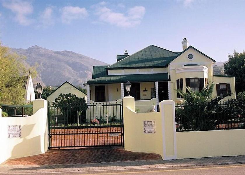 Western Cape Montagu Facade