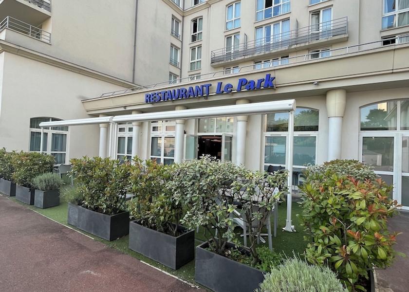 Ile-de-France Roissy-en-France Terrace