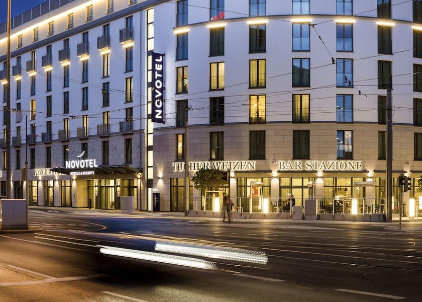 Bavaria Nuremberg Front of property - evening/night