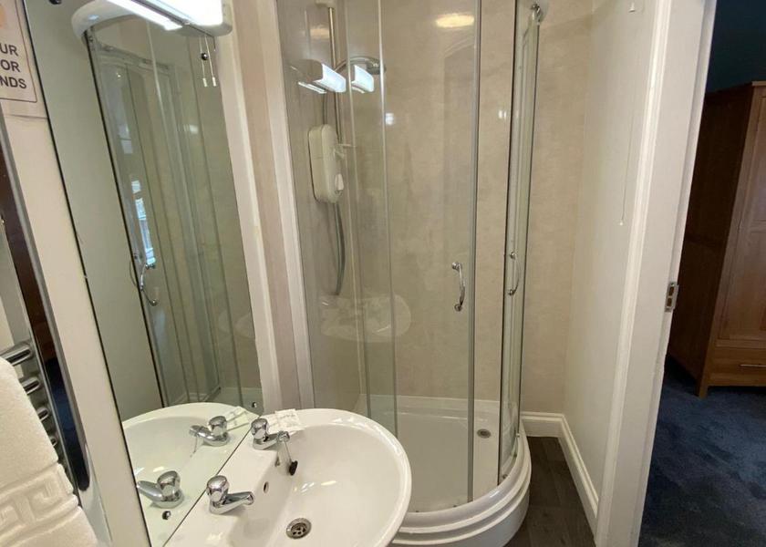 England Ambleside Large Superior Double Room 